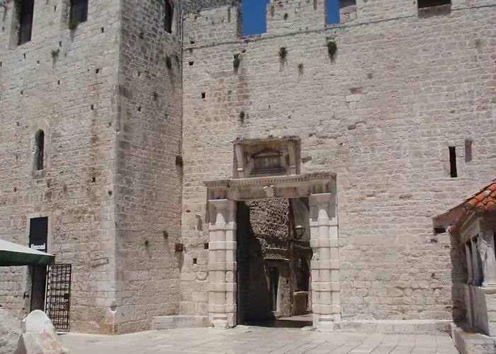 Fabijanko Oldtown דירה